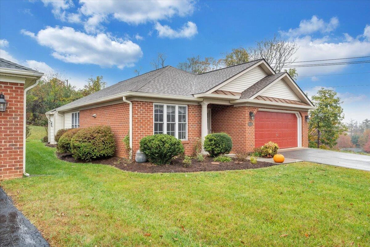 4558 Colonial Place DR - Photo 30
