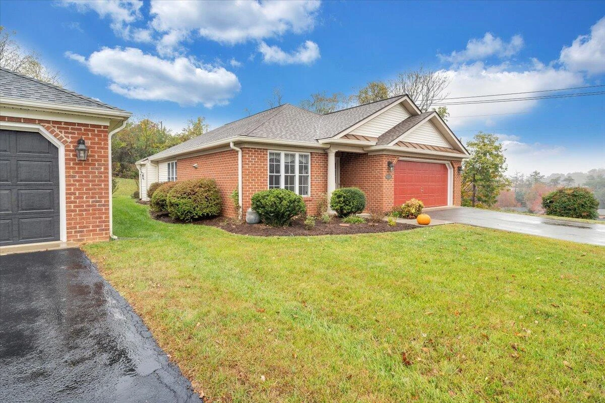 4558 Colonial Place DR - Photo 31