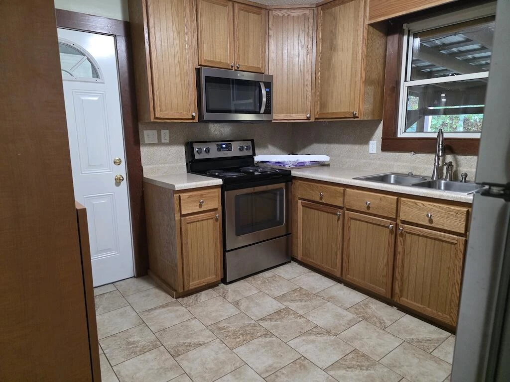 4420 Woolwine Hwy - Photo 10