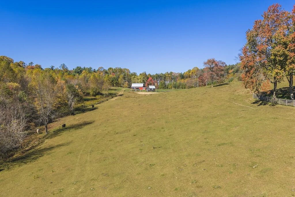 2038 Pilot View DR - Photo 43
