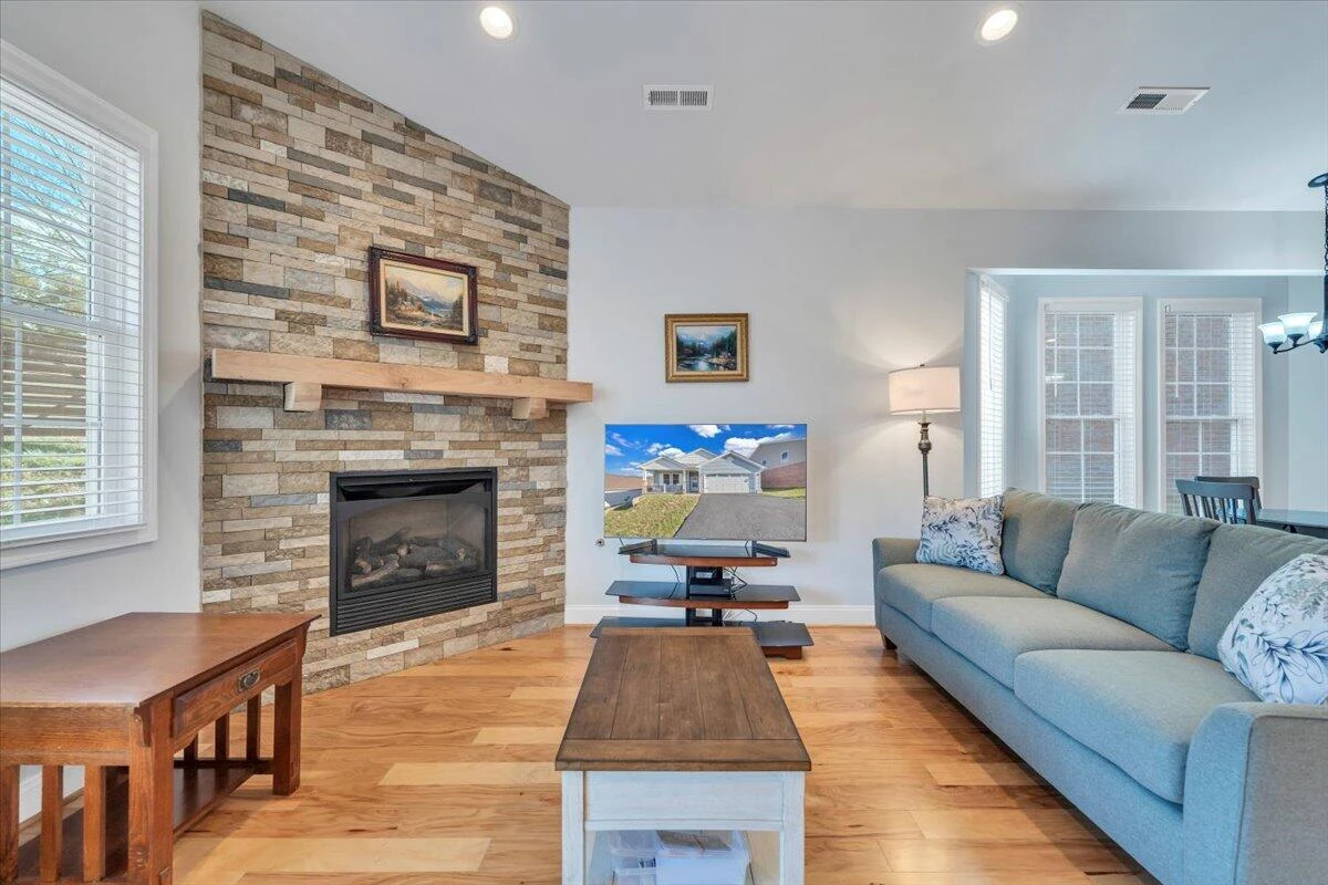1217 Trafalgar DR - Photo 14