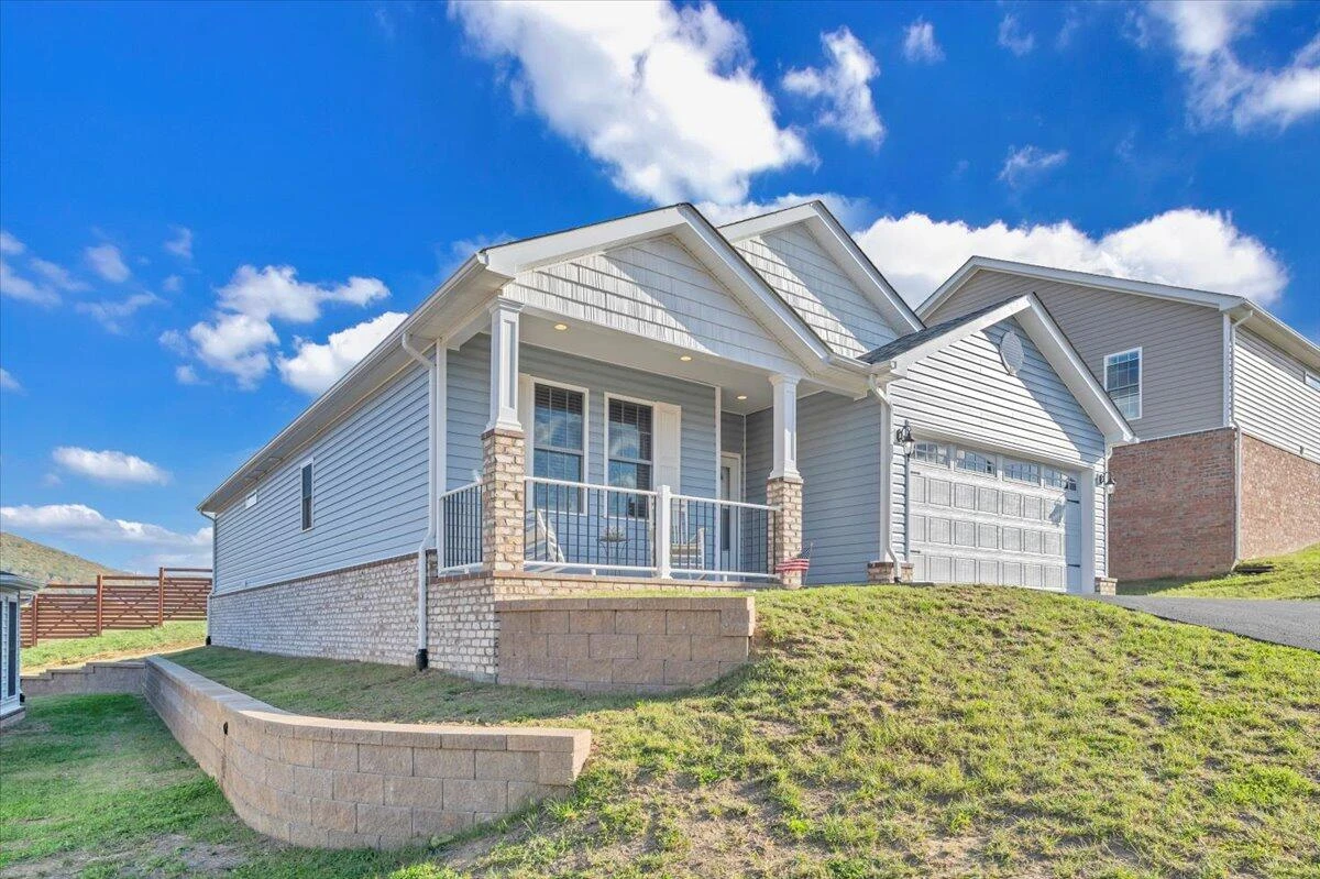 1217 Trafalgar DR - Photo 32