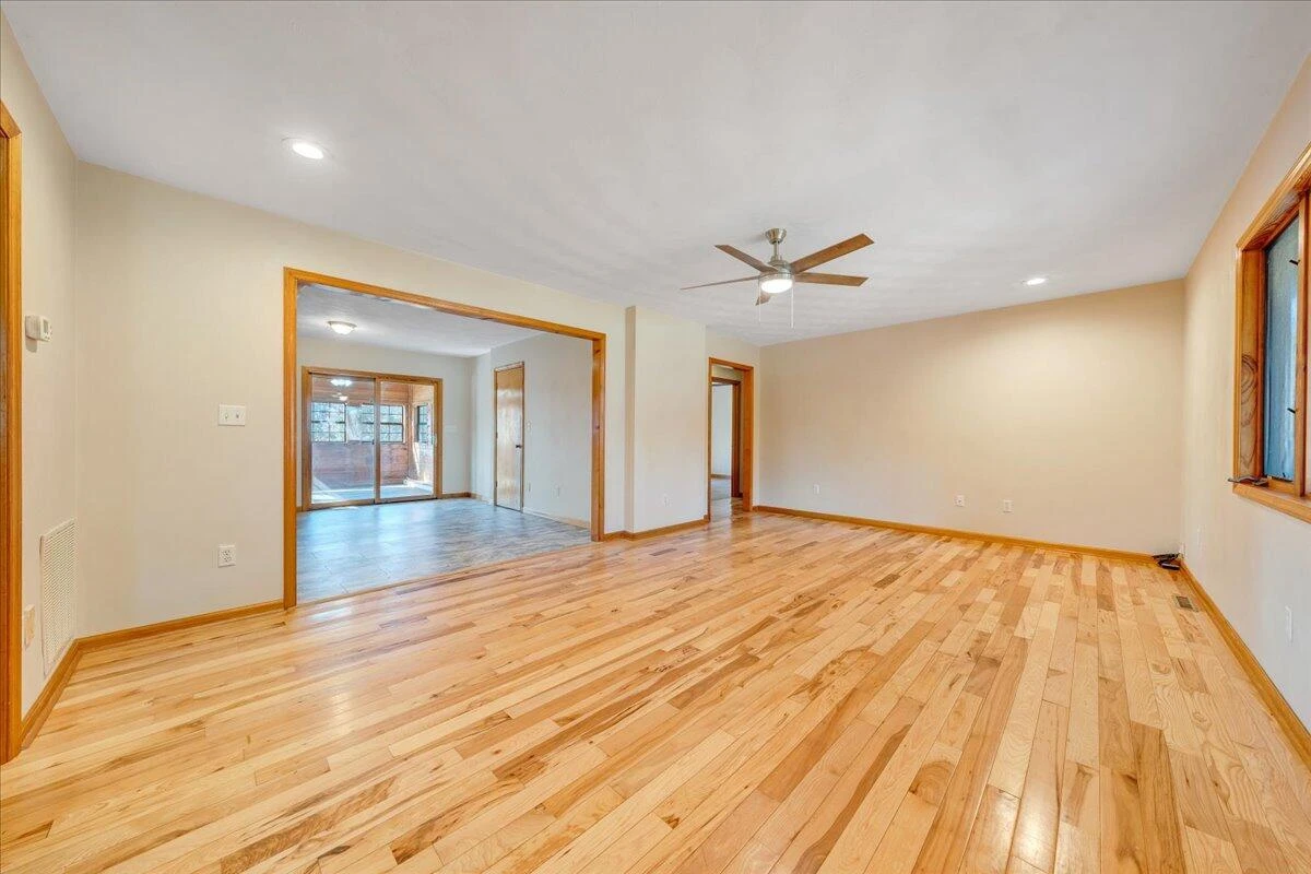 1296 Three Oaks RD - Photo 11