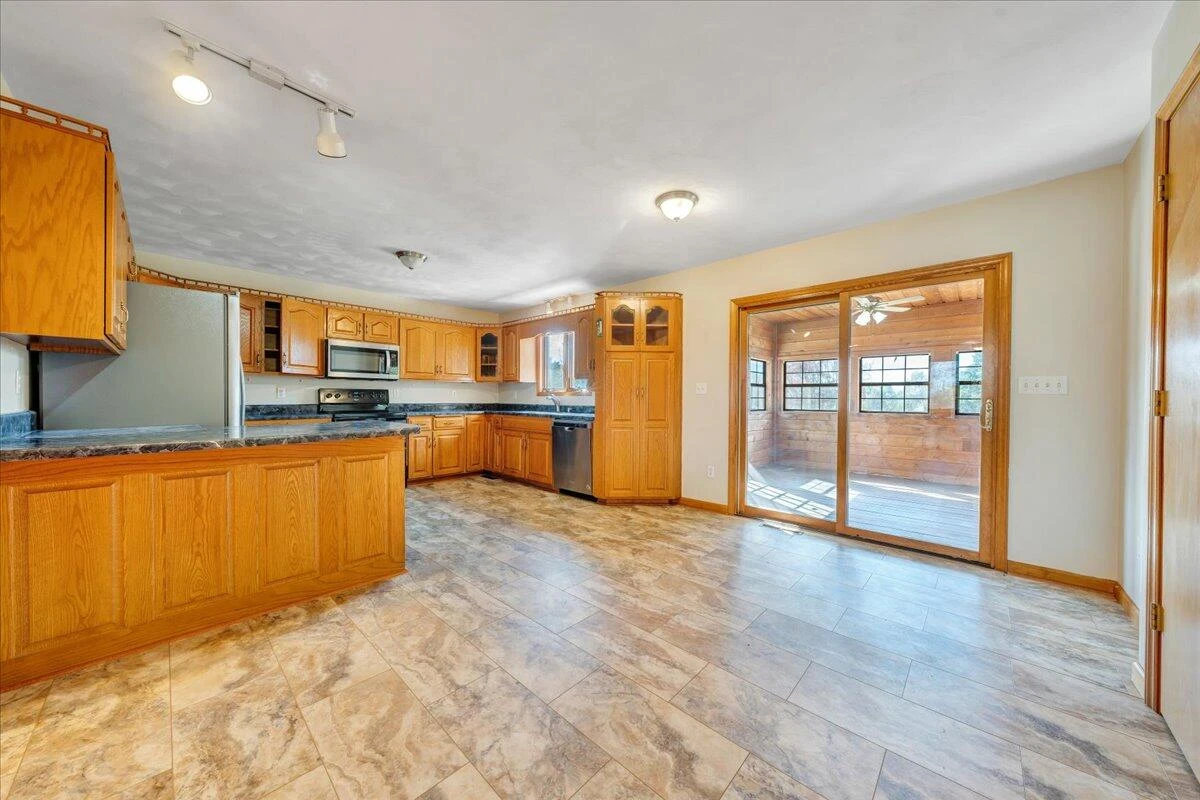 1296 Three Oaks RD - Photo 14