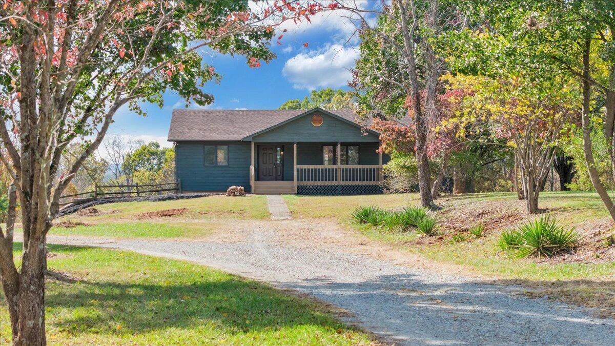1296 Three Oaks RD - Photo 2