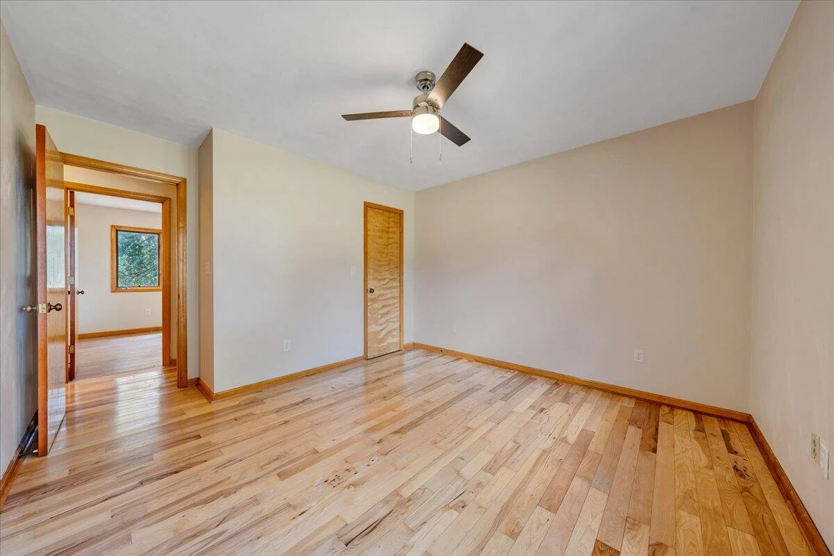 1296 Three Oaks RD - Photo 28
