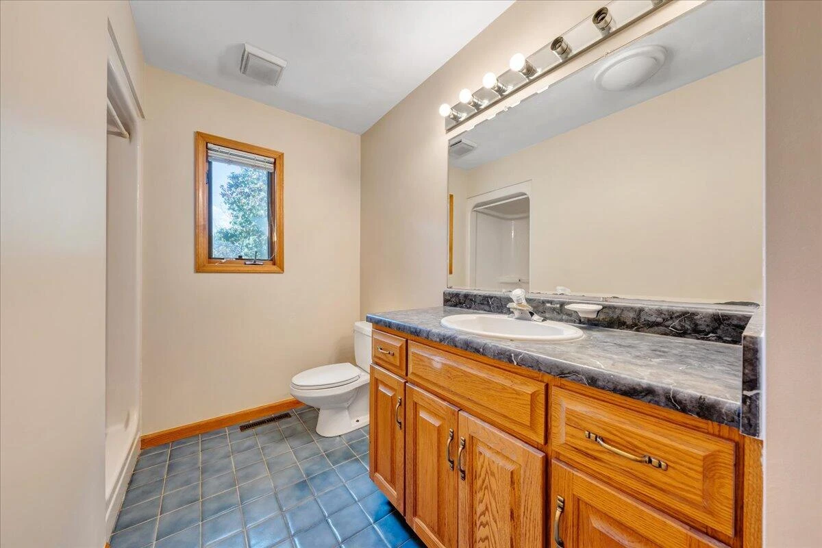 1296 Three Oaks RD - Photo 29