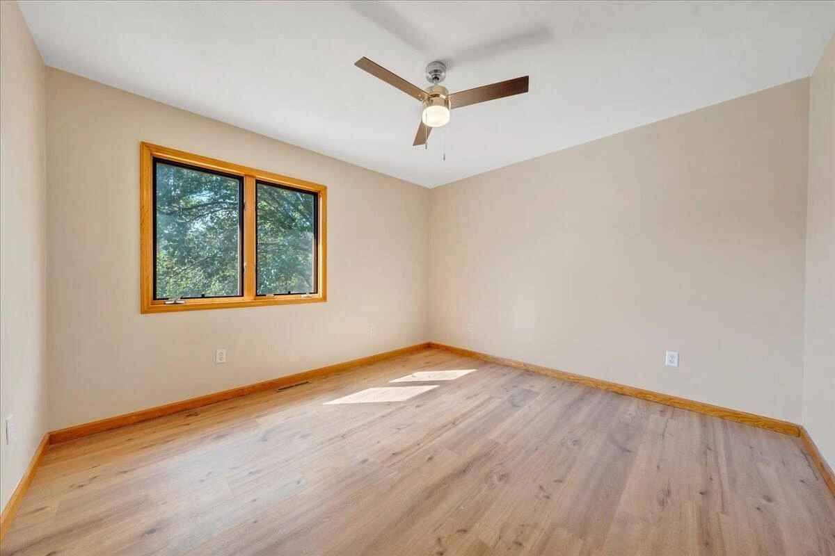 1296 Three Oaks RD - Photo 31