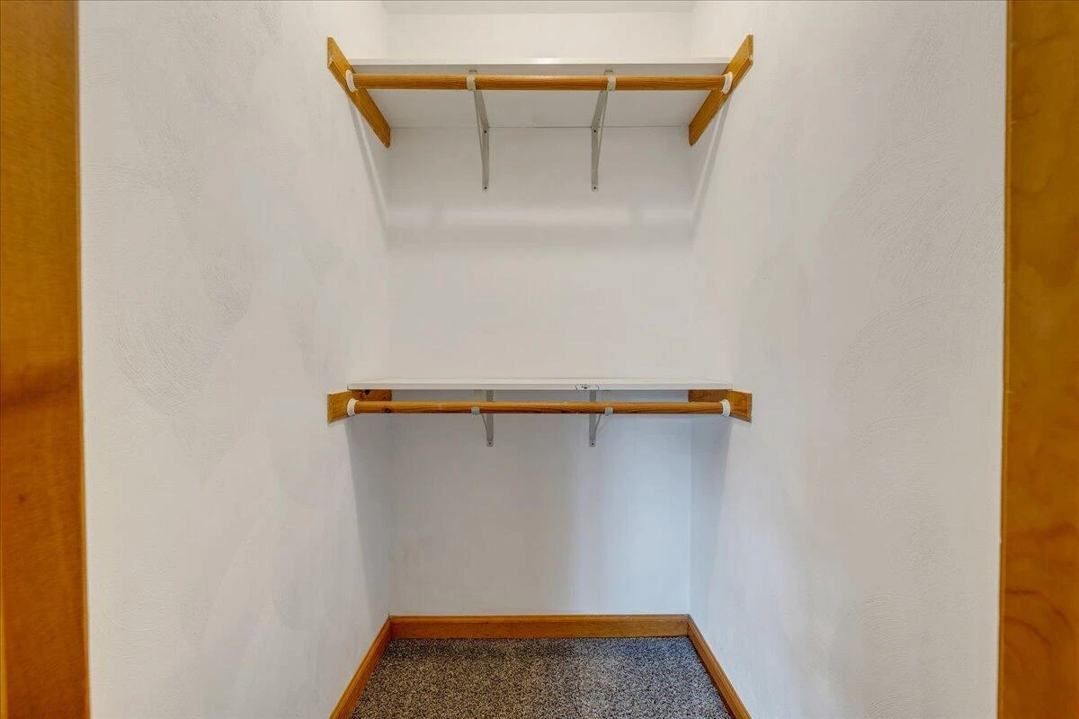 1296 Three Oaks RD - Photo 32