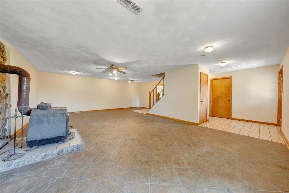 1296 Three Oaks RD - Photo 35