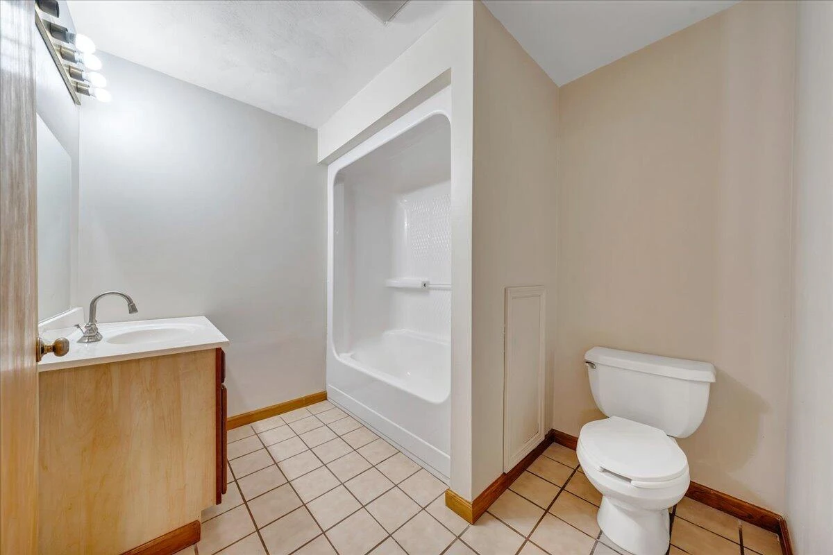 1296 Three Oaks RD - Photo 36