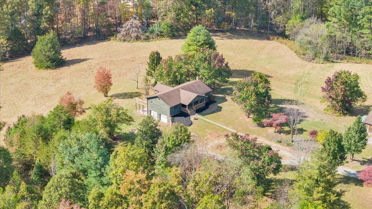 1296 Three Oaks RD - Photo 46