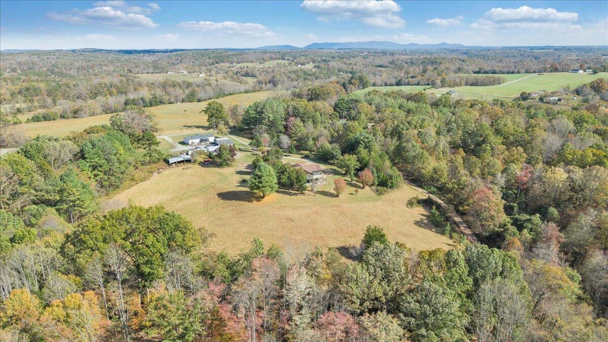 1296 Three Oaks RD - Photo 57