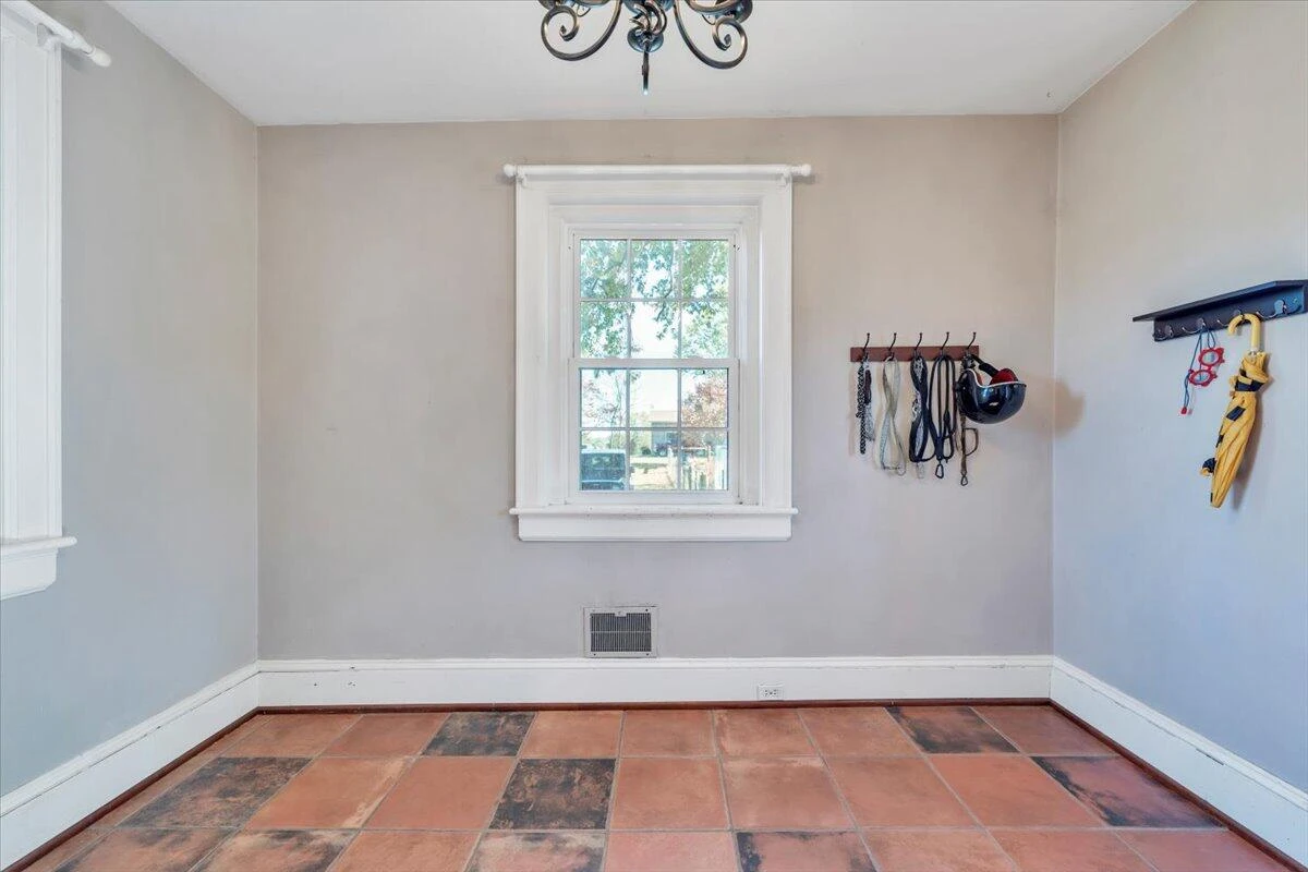 10544 Lee Hwy - Photo 33