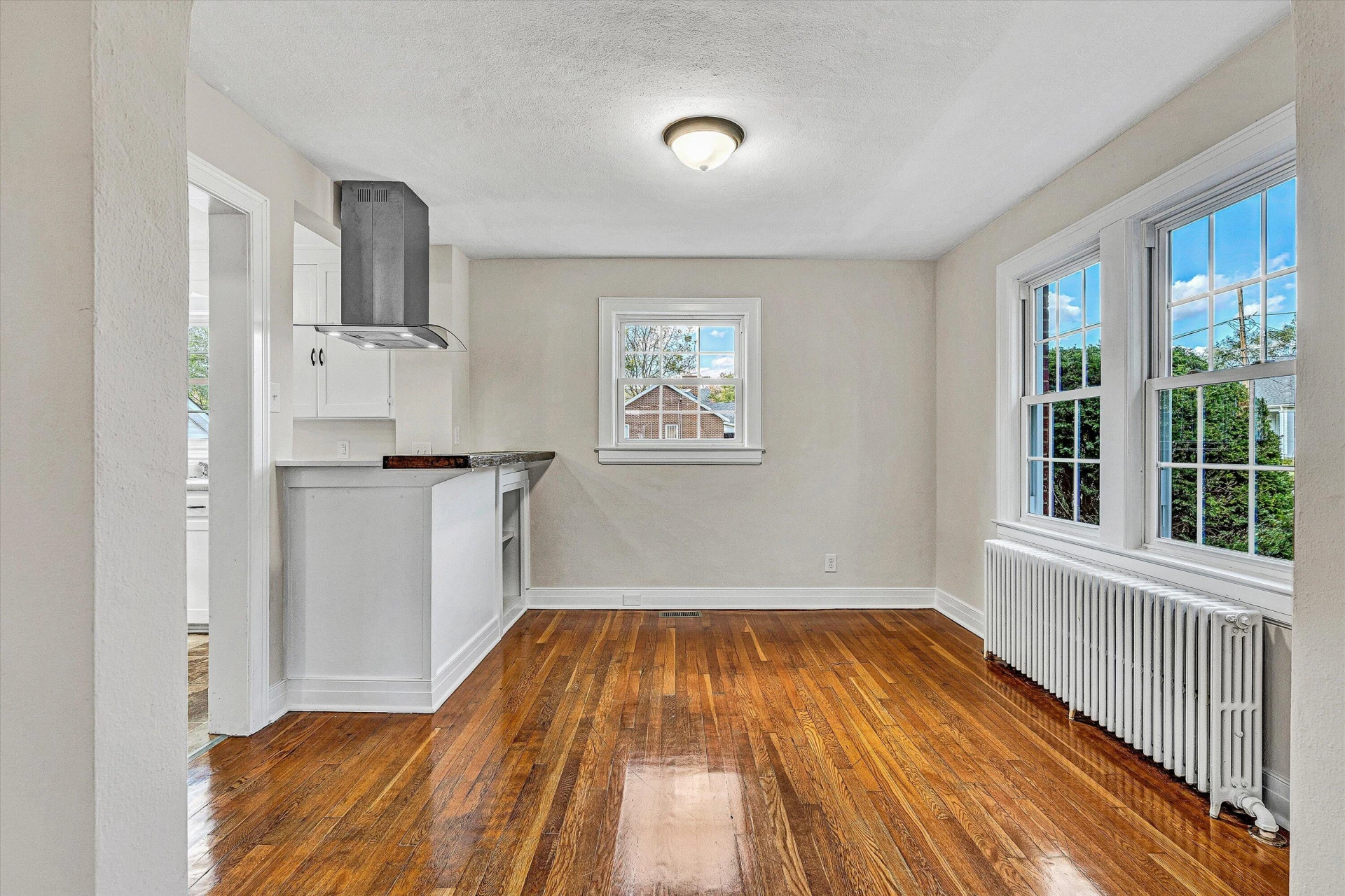 3144 Roundhill AVE NW - Photo 10