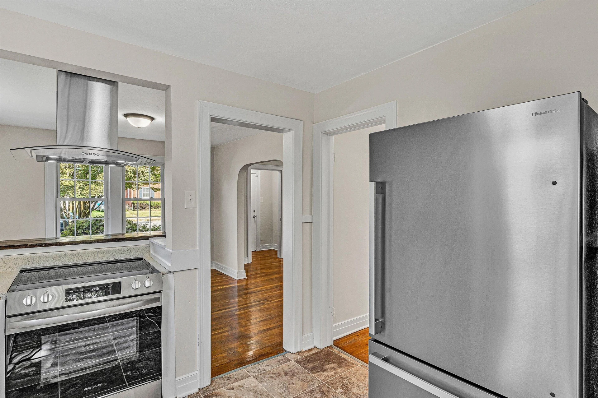 3144 Roundhill AVE NW - Photo 16