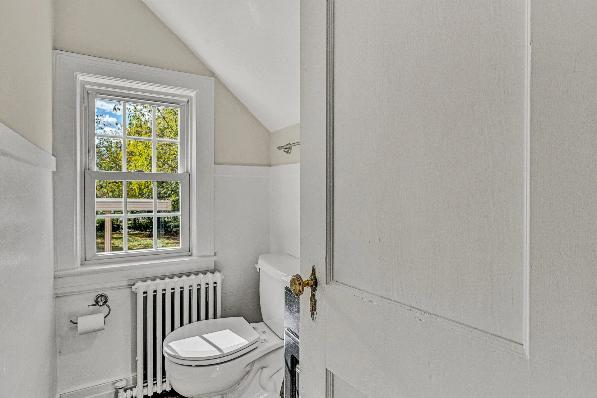 3144 Roundhill AVE NW - Photo 18