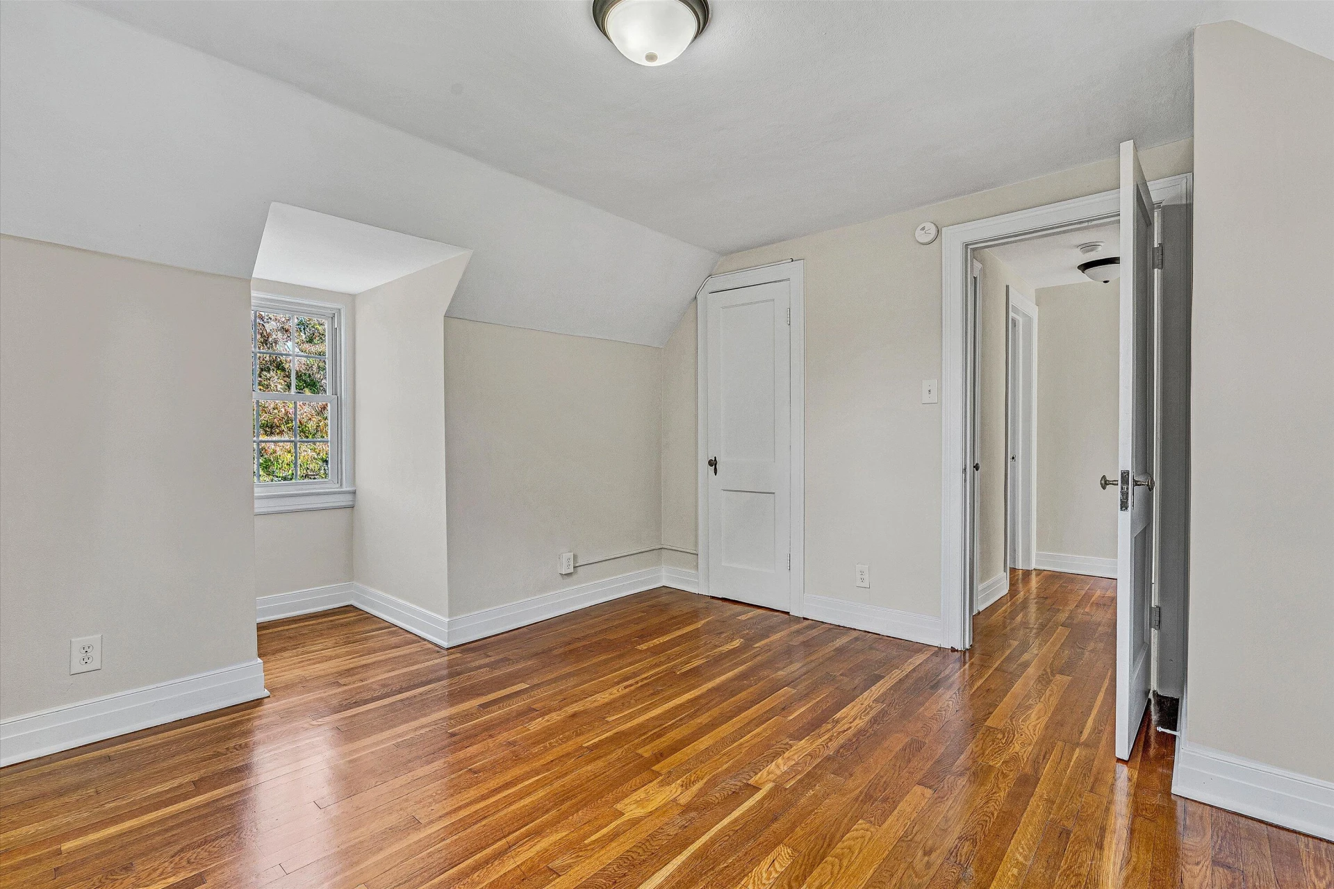 3144 Roundhill AVE NW - Photo 28