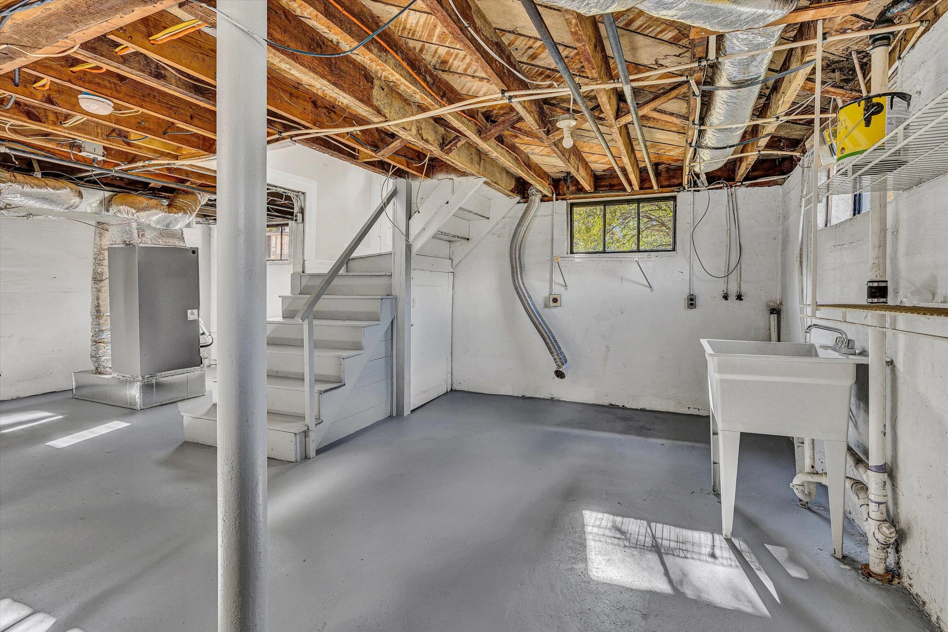 3144 Roundhill AVE NW - Photo 29