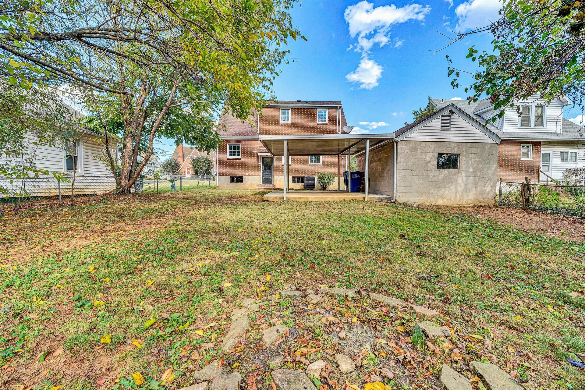 3144 Roundhill AVE NW - Photo 37