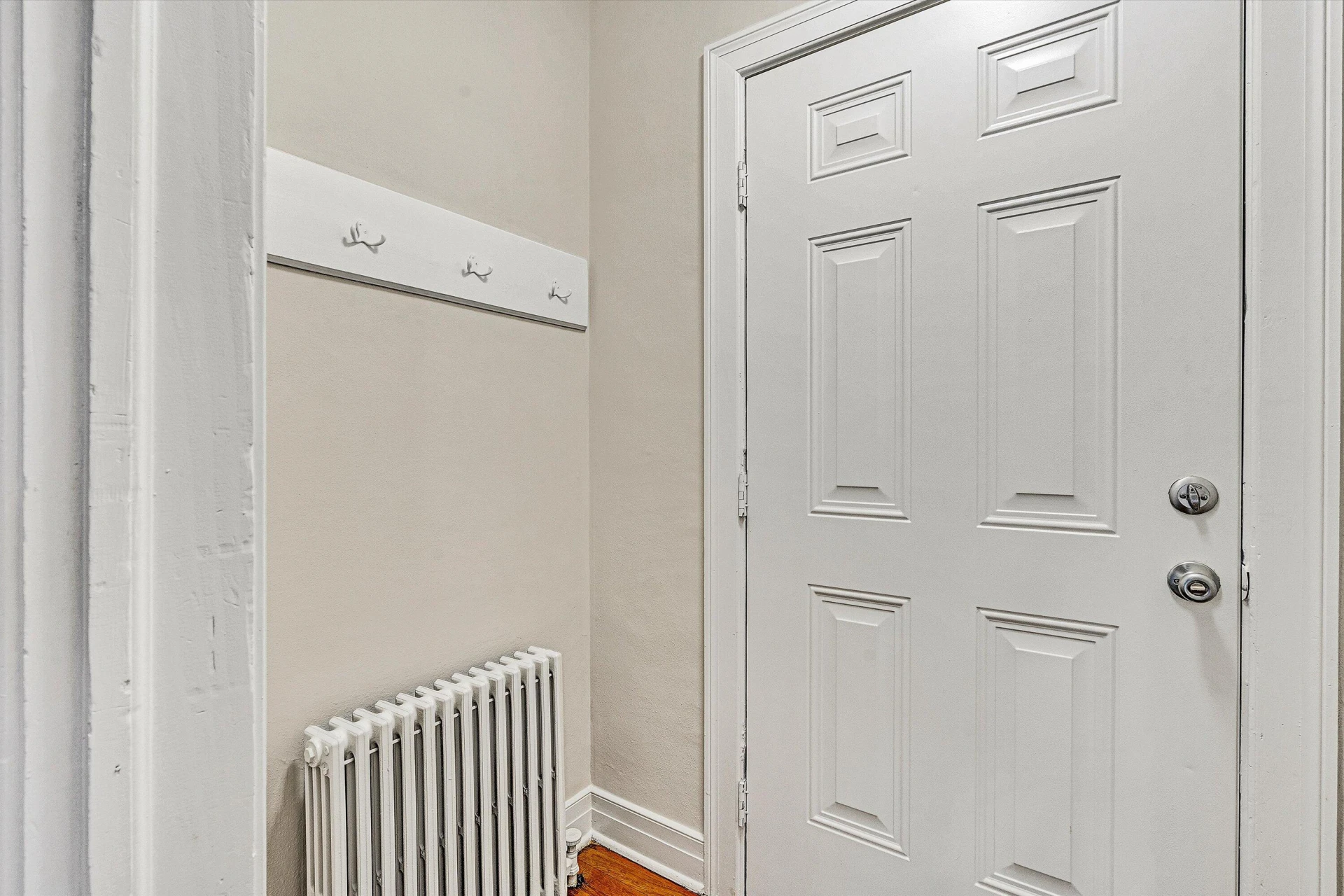 3144 Roundhill AVE NW - Photo 4