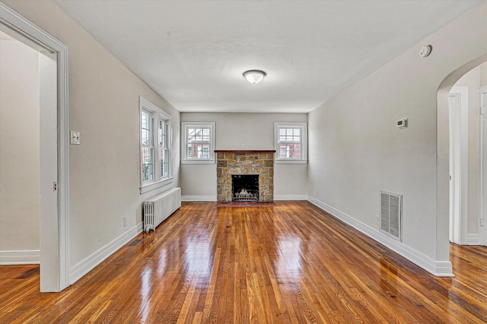 3144 Roundhill AVE NW - Photo 6