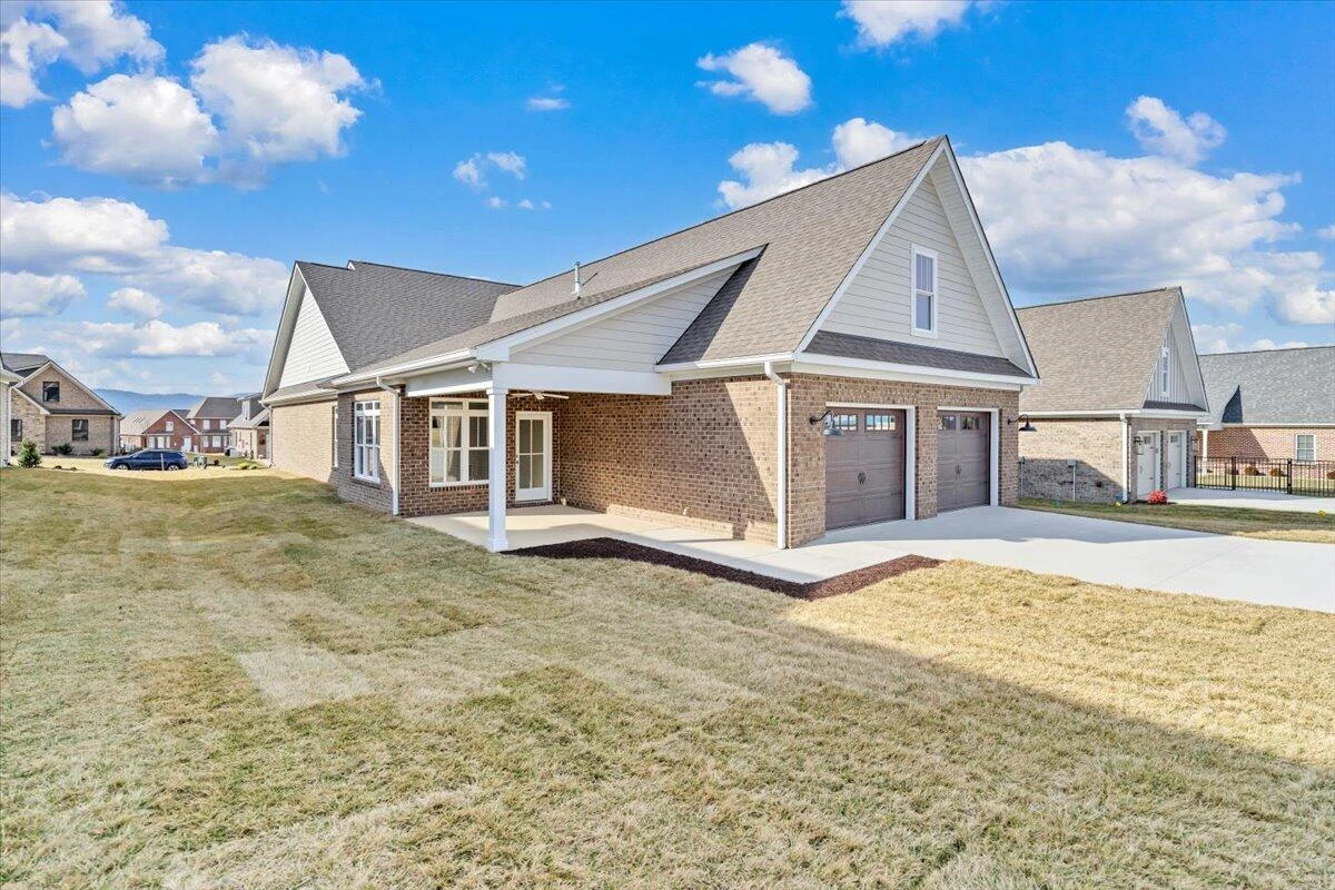 310 Merion CIR - Photo 71