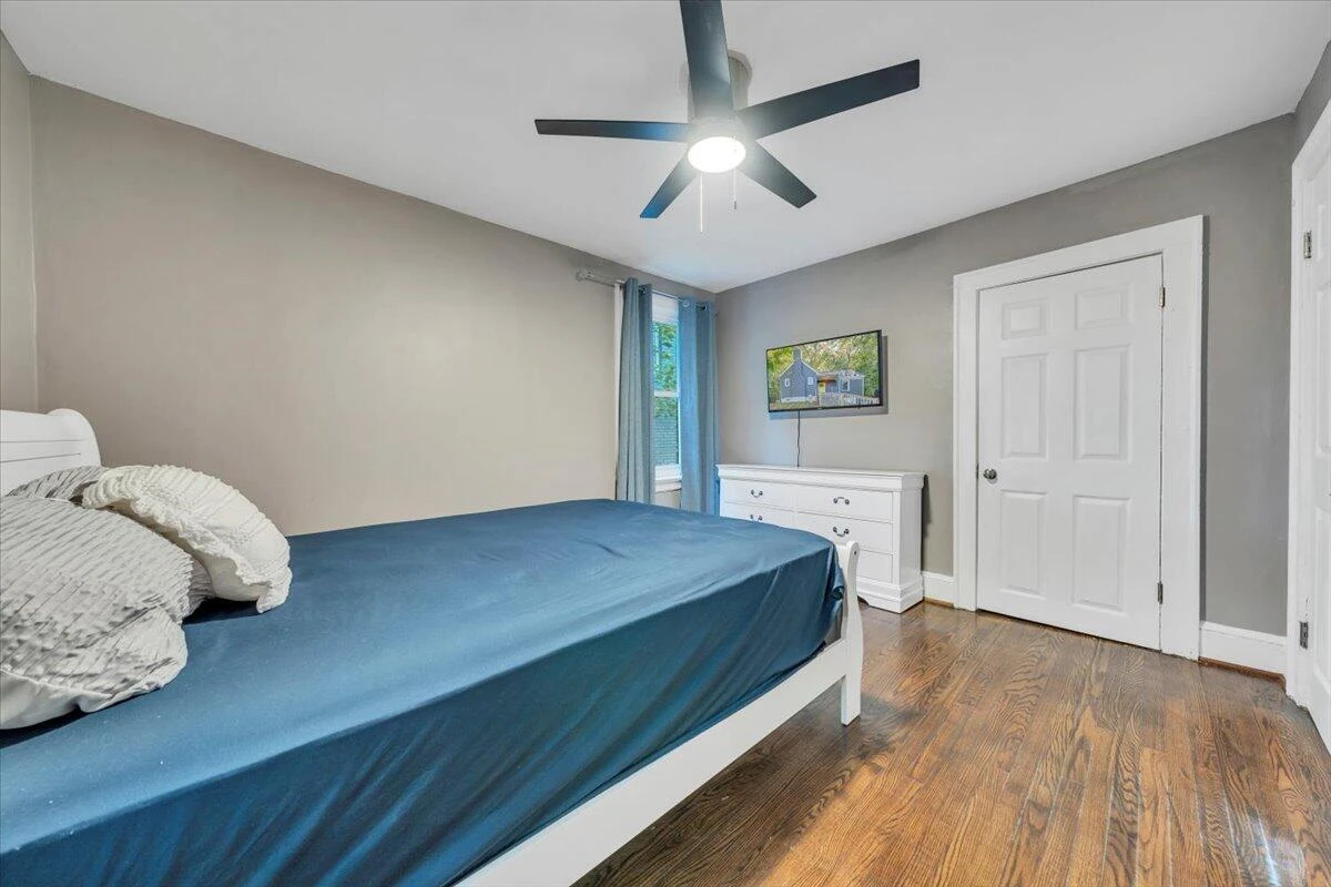 1712 Main ST SW - Photo 23