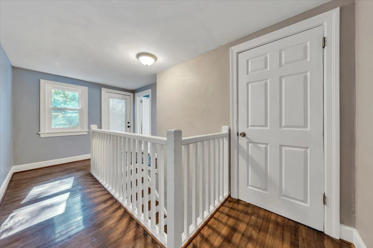 1712 Main ST SW - Photo 27