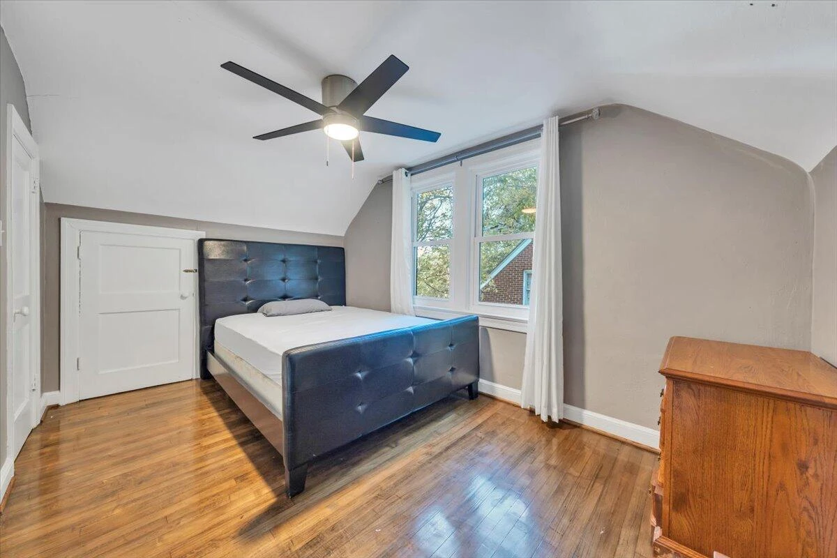 1712 Main ST SW - Photo 31