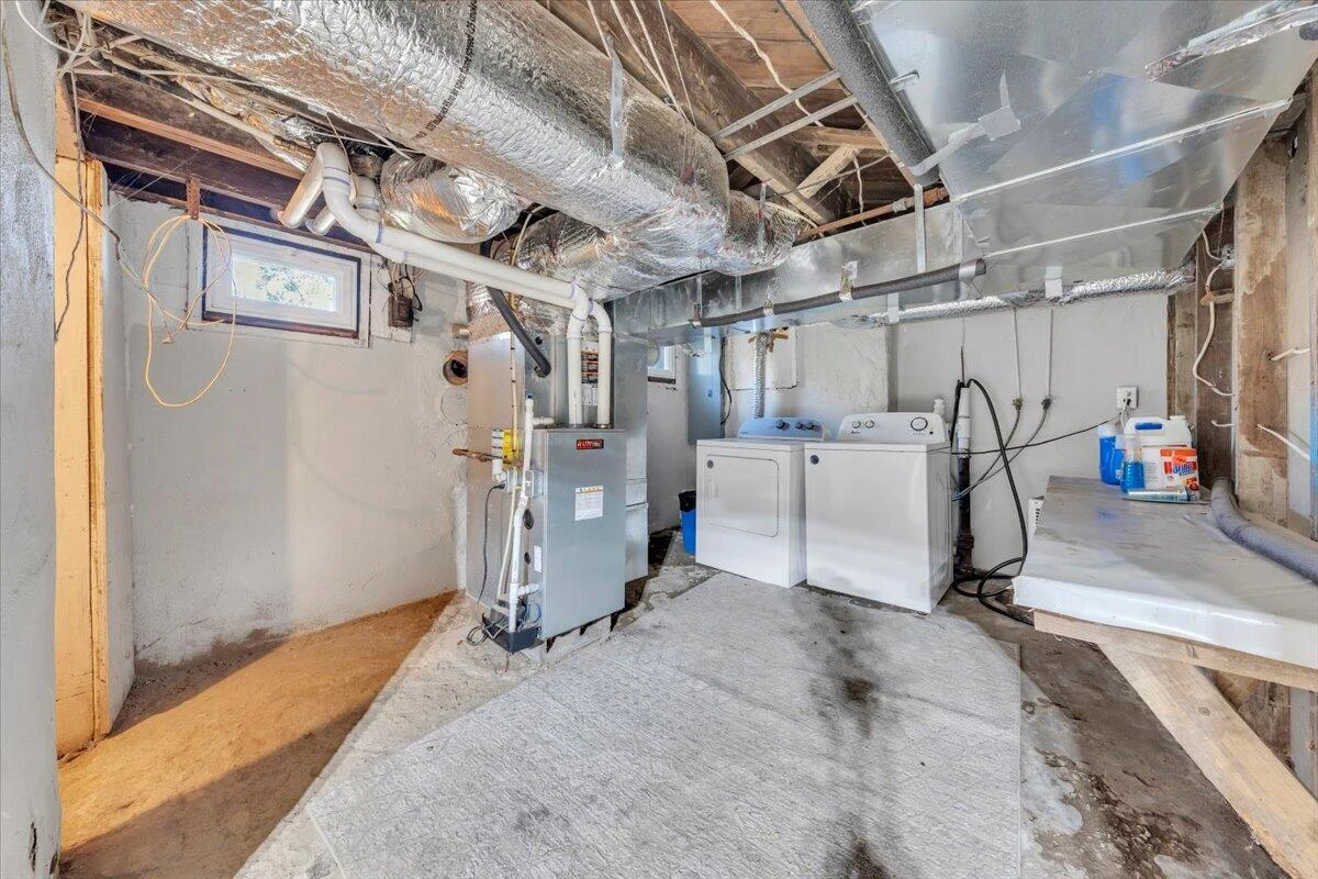 1712 Main ST SW - Photo 34