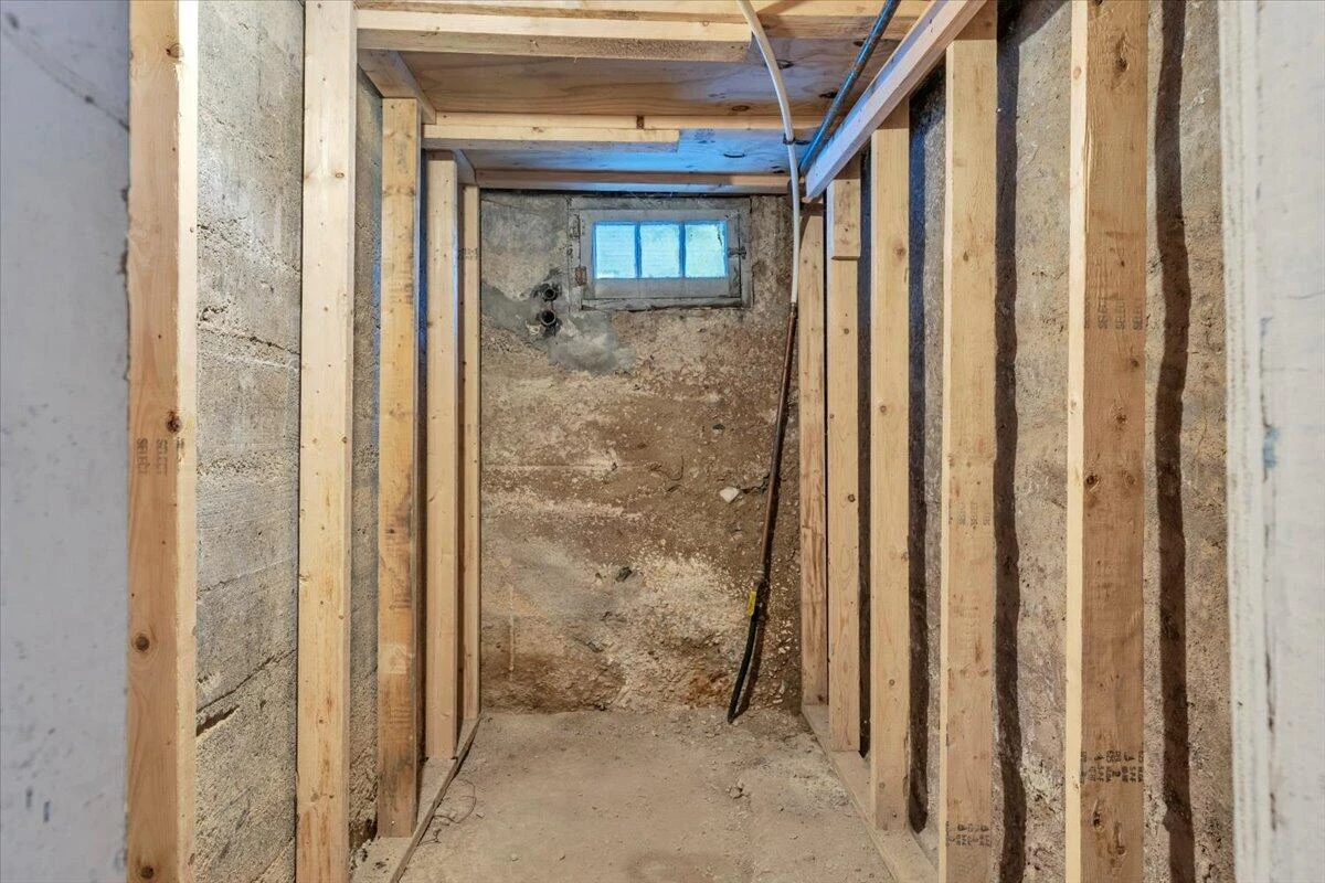 1712 Main ST SW - Photo 36