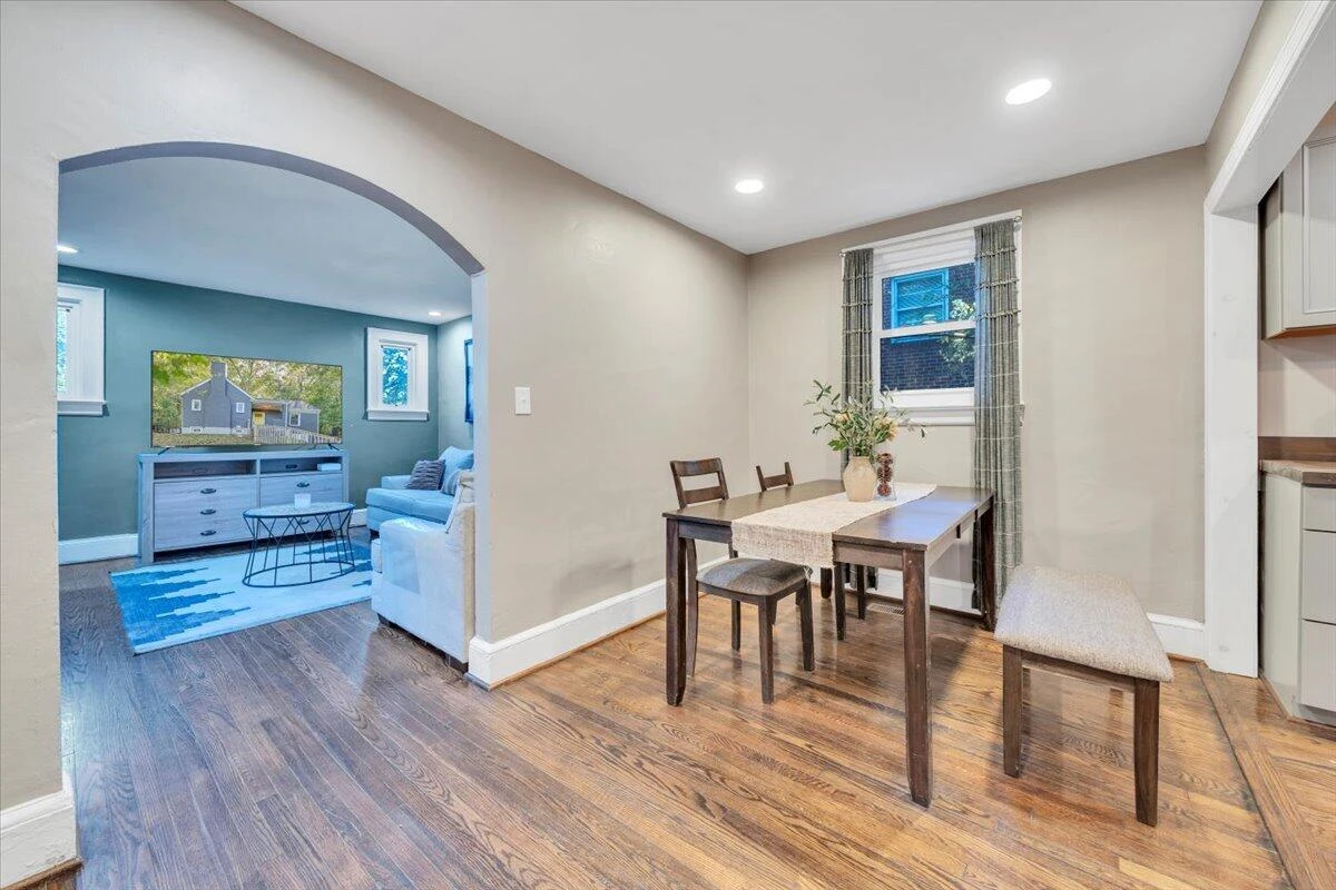 1712 Main ST SW - Photo 12