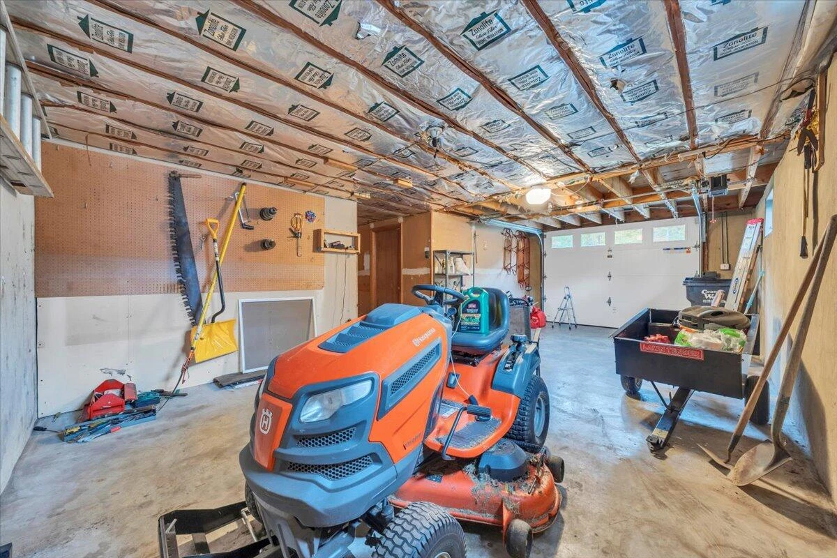 415 Dawnridge LN - Photo 25