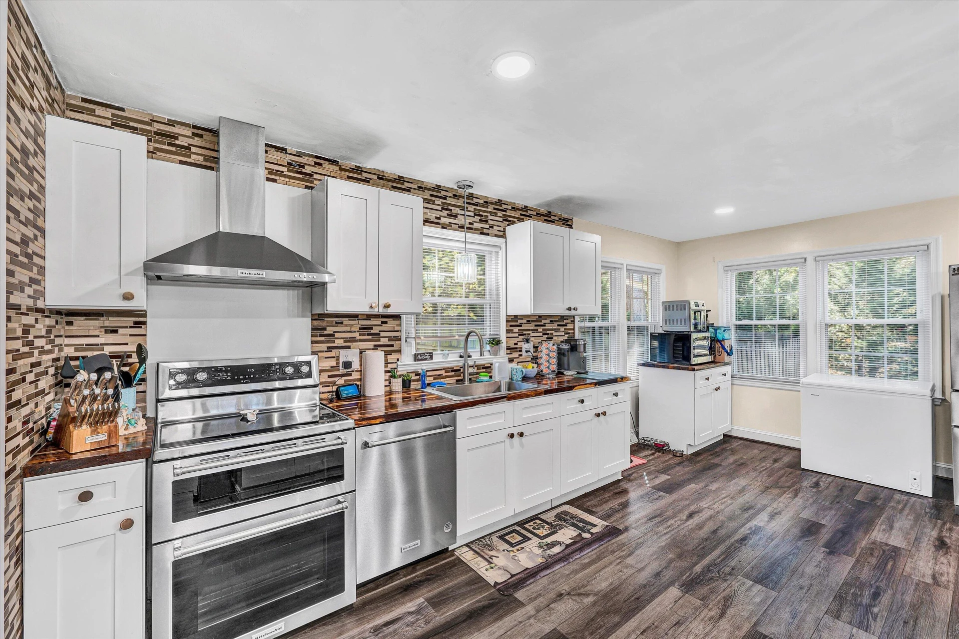 5204 Oakmont CIR - Photo 19