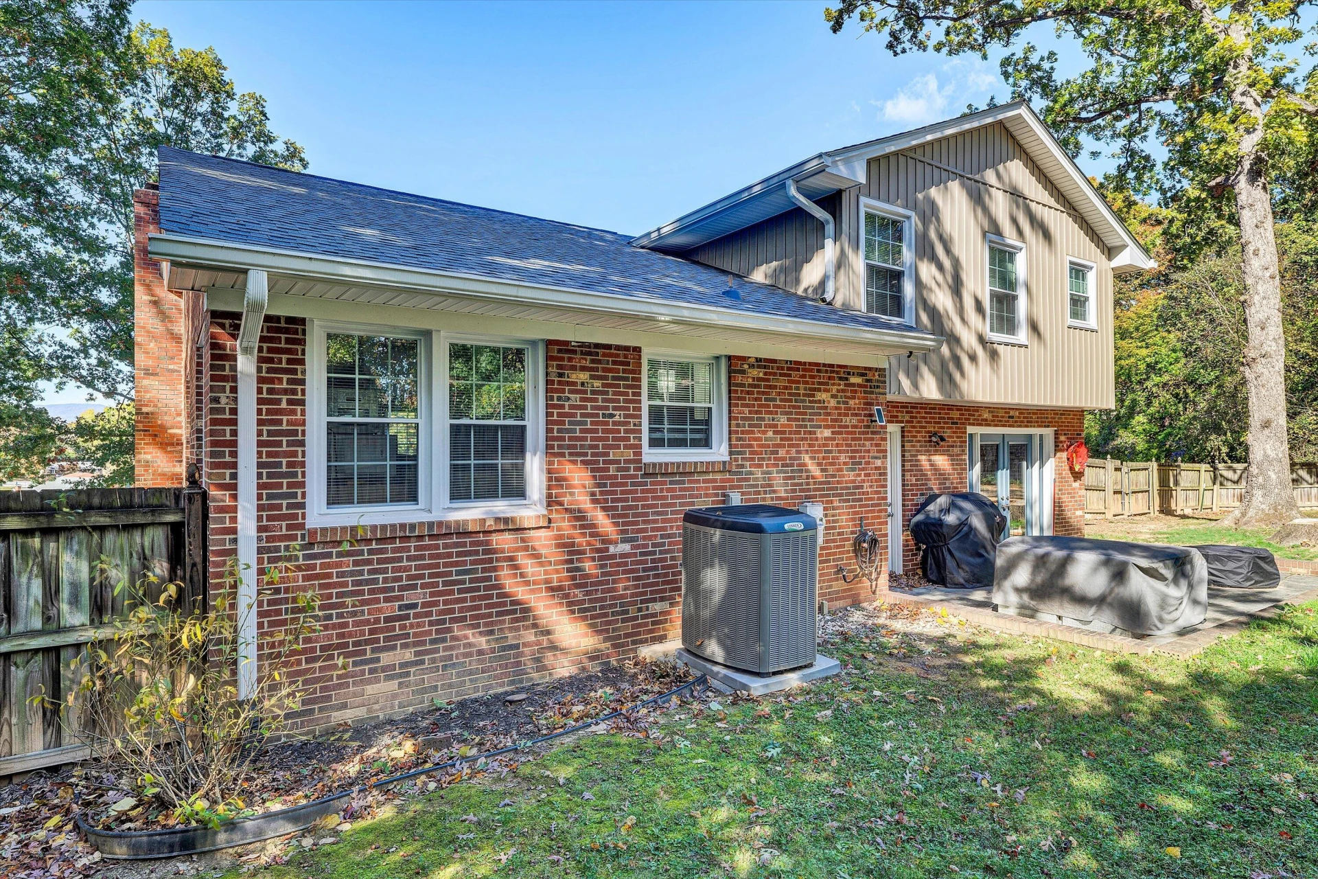 5204 Oakmont CIR - Photo 45