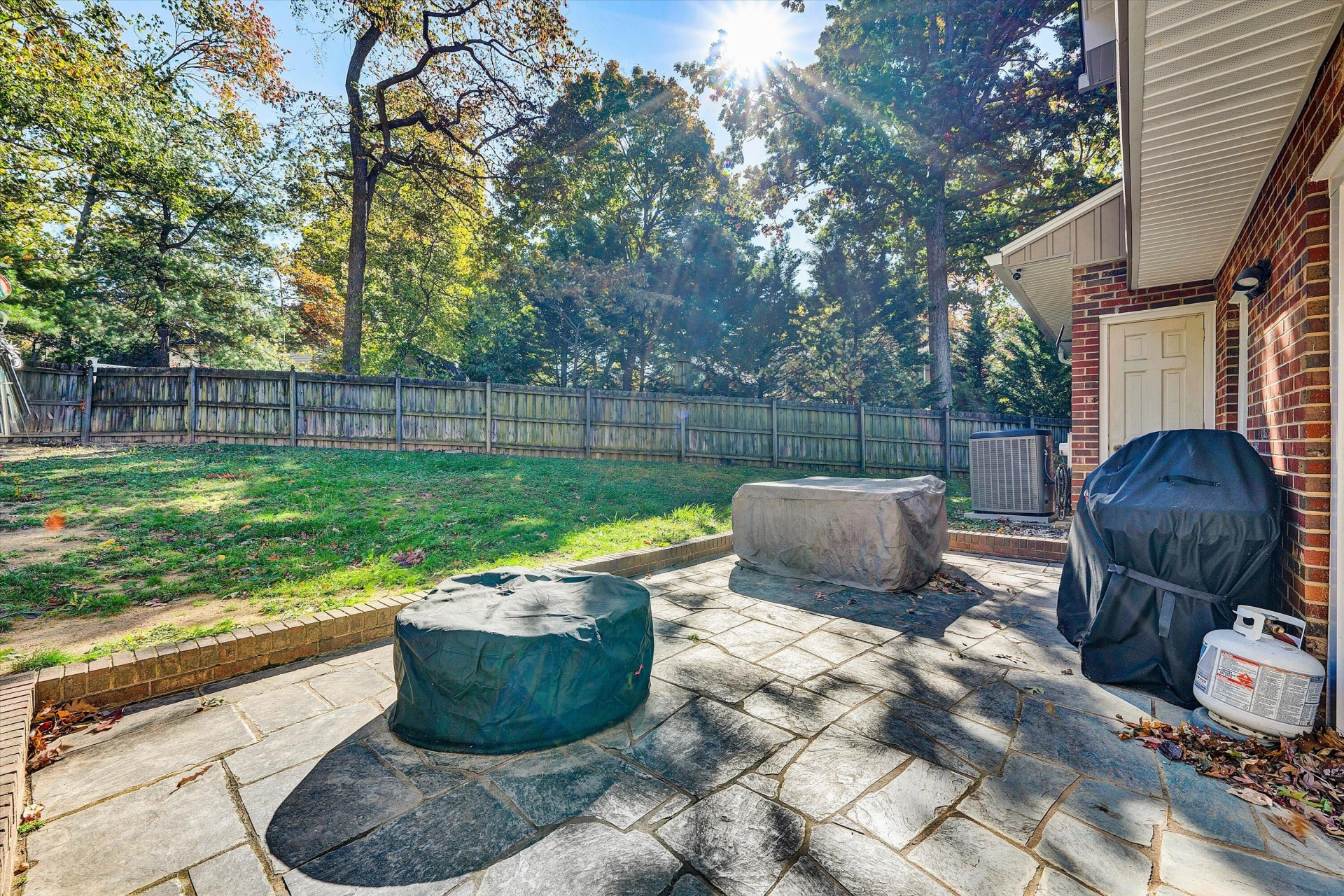 5204 Oakmont CIR - Photo 46