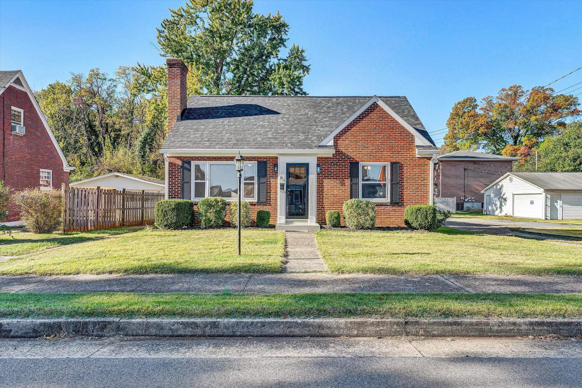 3816 Sunrise AVE NW - Photo 2