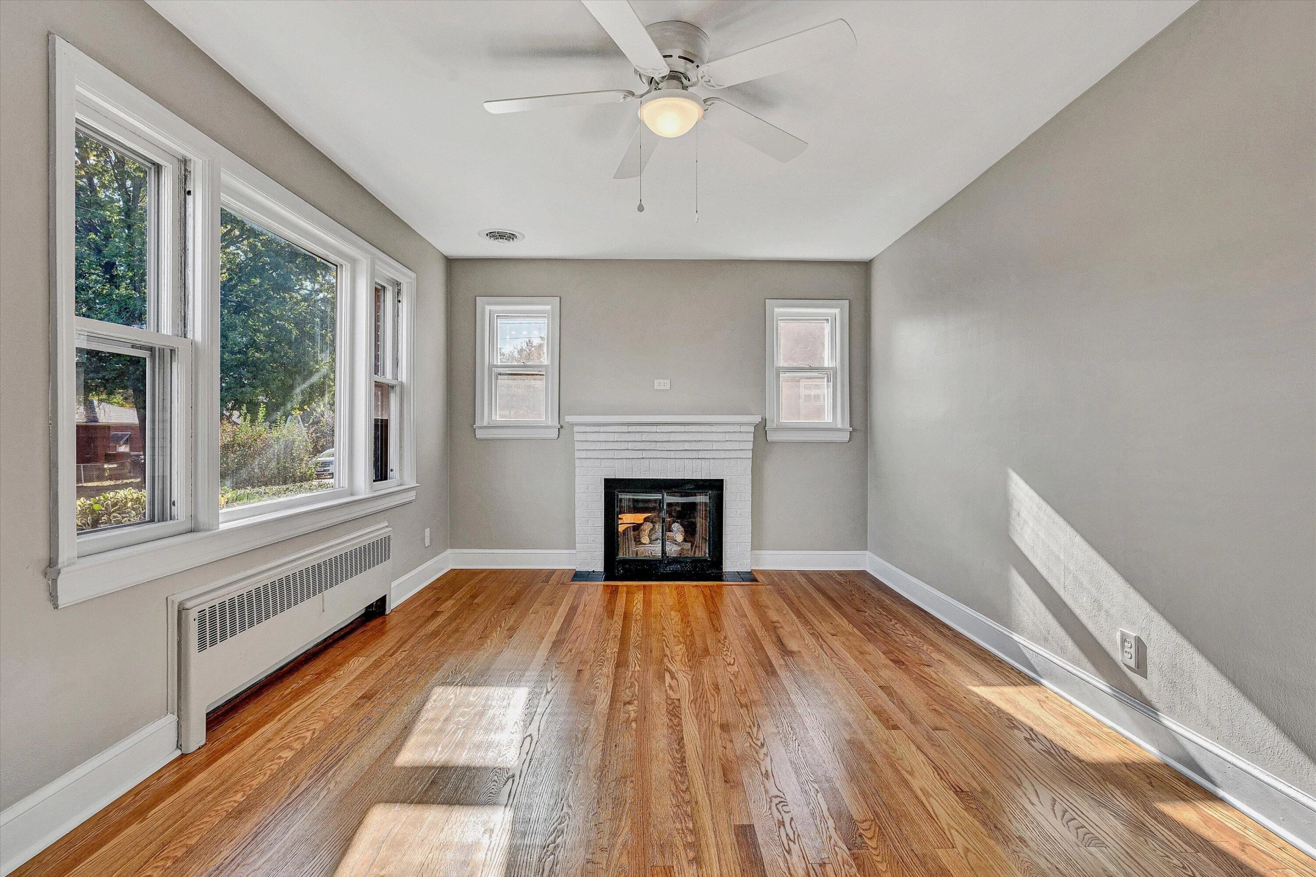 3816 Sunrise AVE NW - Photo 4