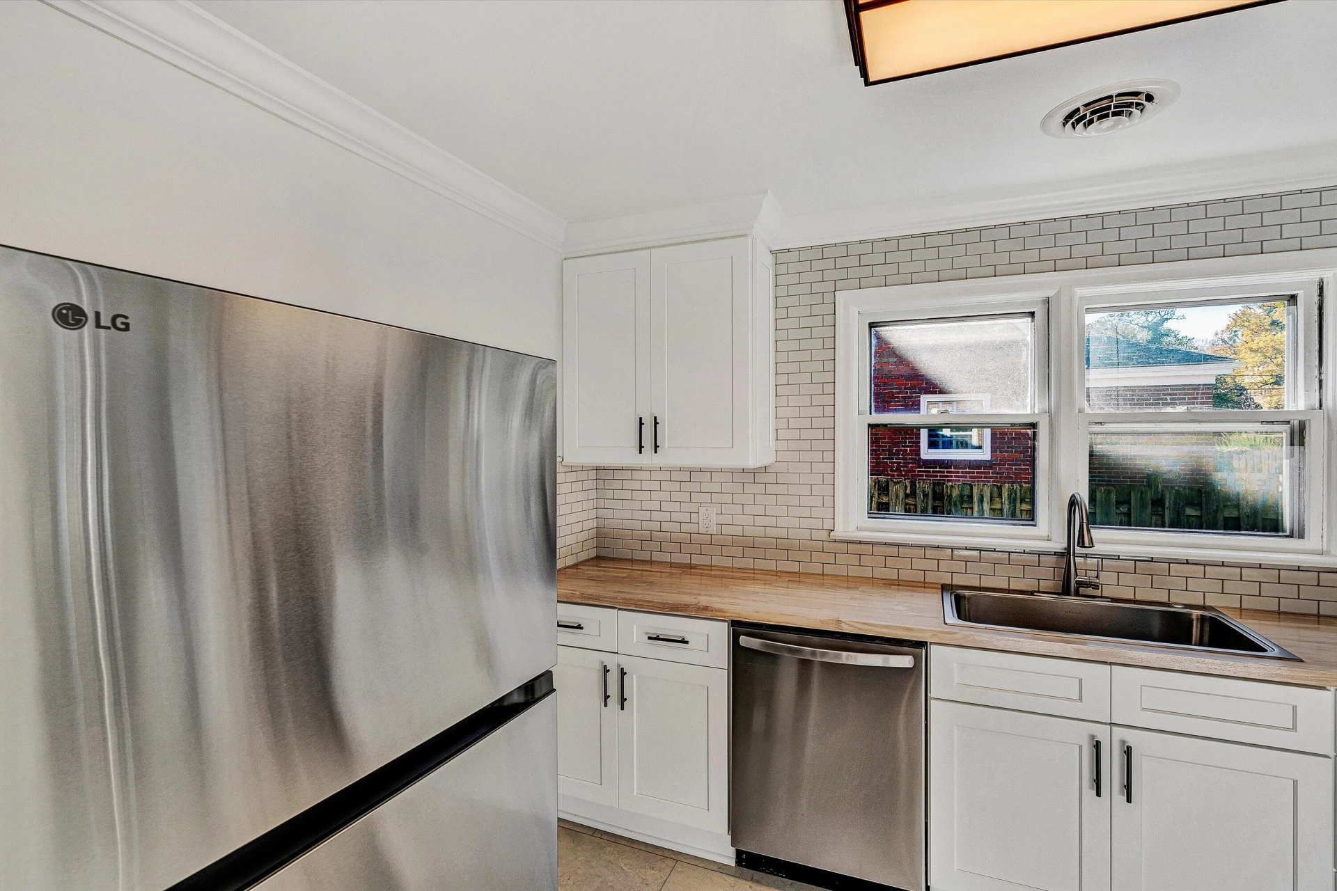 3816 Sunrise AVE NW - Photo 8