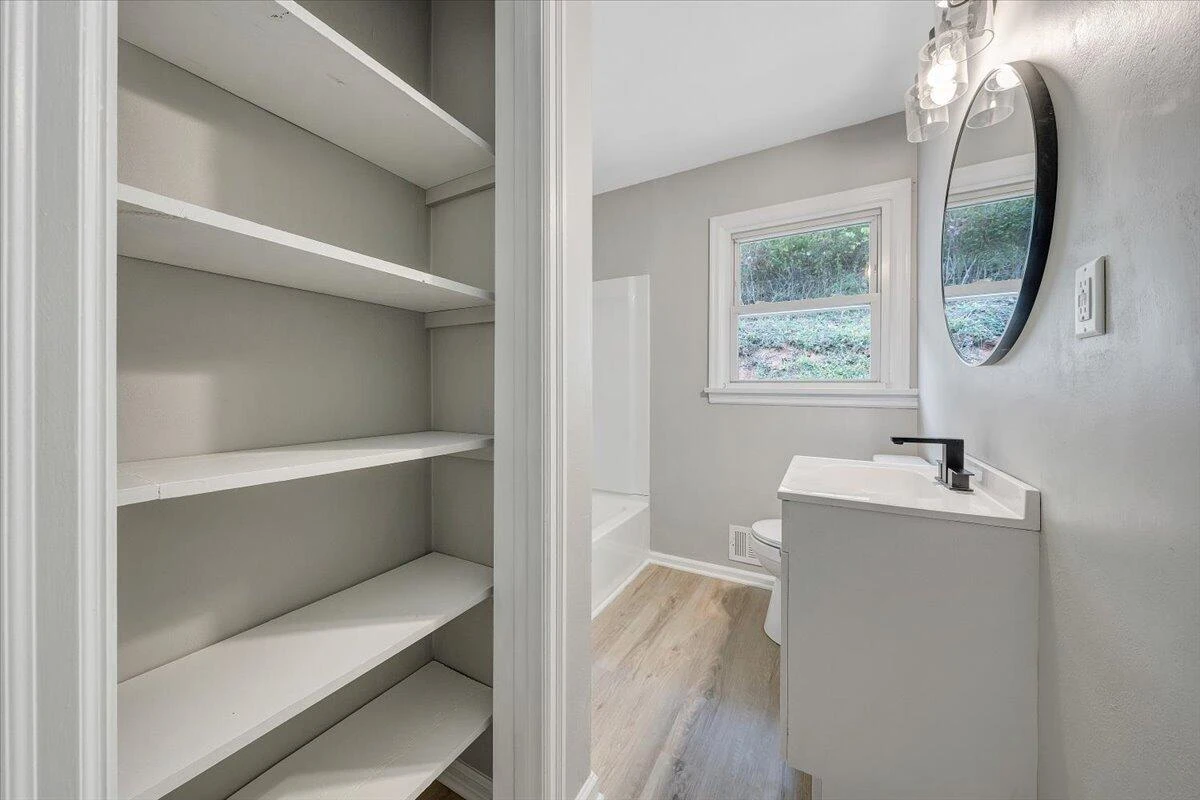 8633 Grassy Hill RD - Photo 18