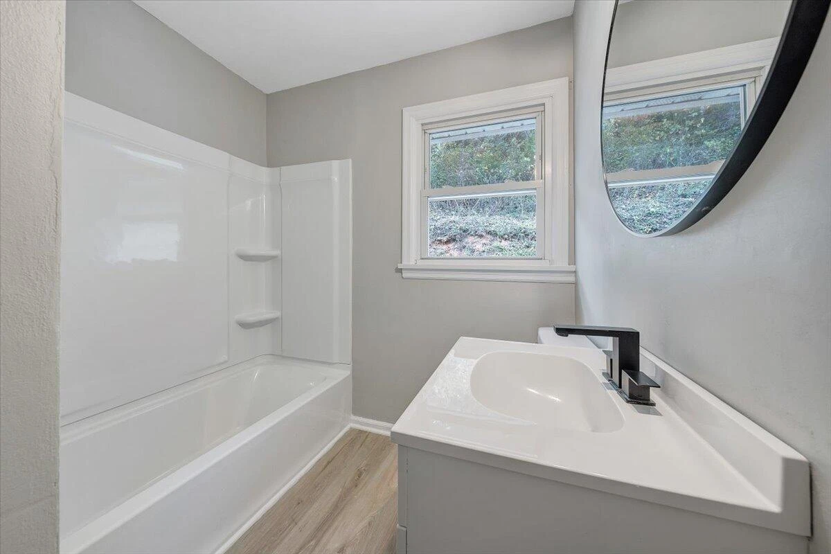 8633 Grassy Hill RD - Photo 19