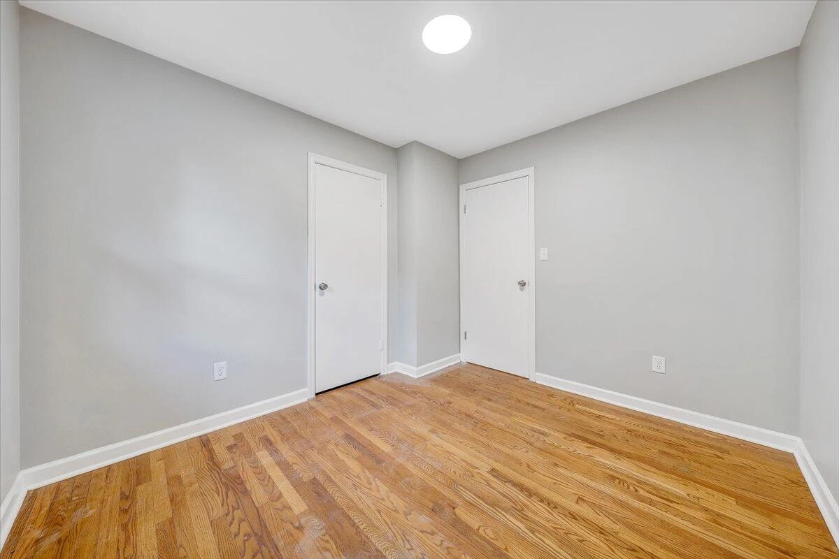8633 Grassy Hill RD - Photo 21