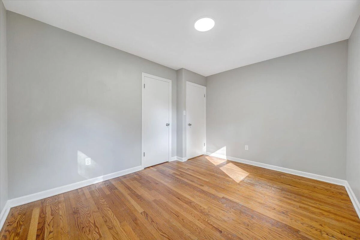 8633 Grassy Hill RD - Photo 23