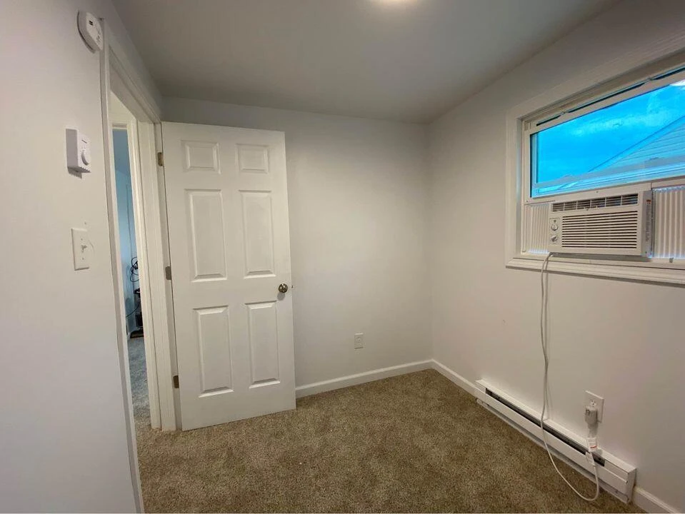 1528 Riverdale RD SE - Photo 10