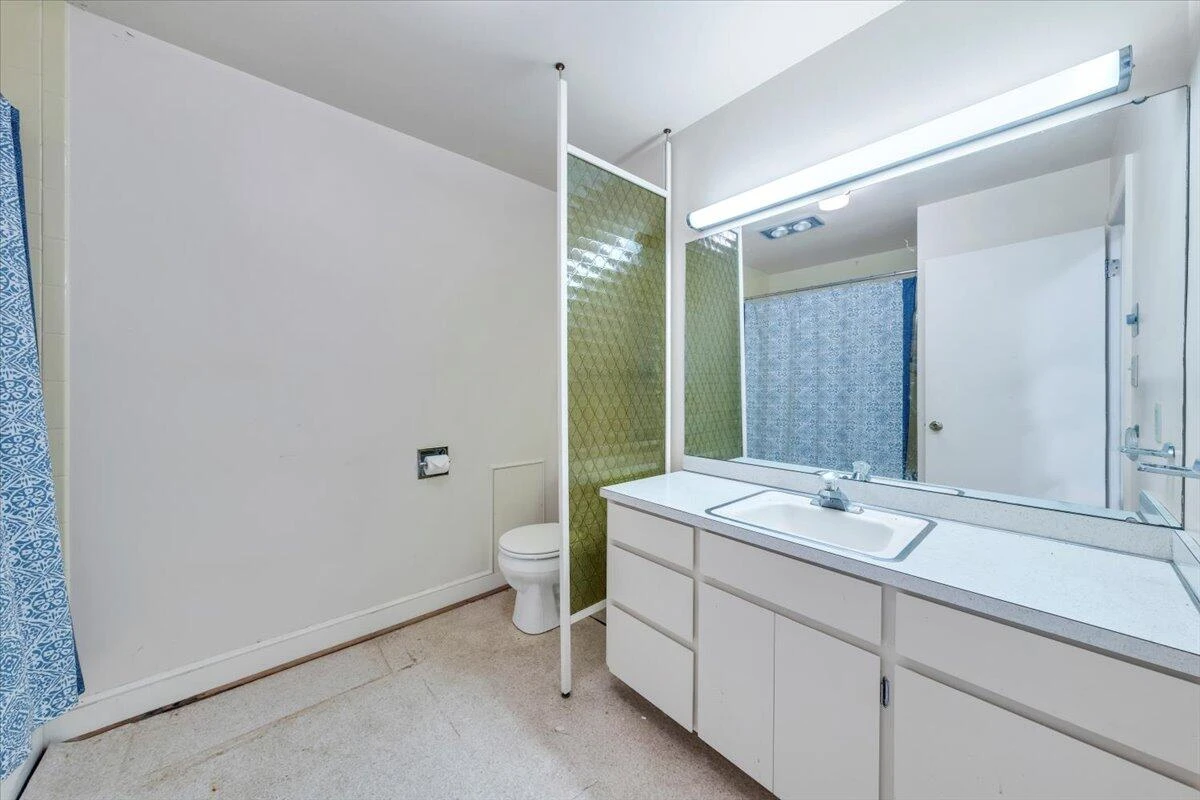 6915 Ardmore DR - Photo 18