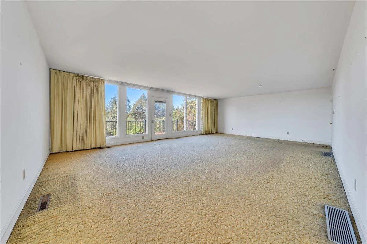 6915 Ardmore DR - Photo 9