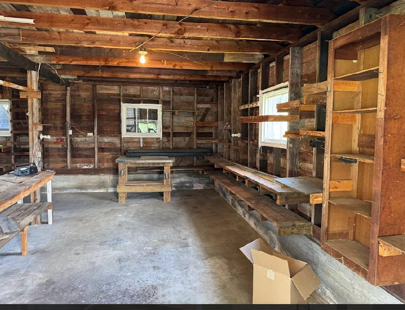 1147 Tipton AVE SE - Photo 19