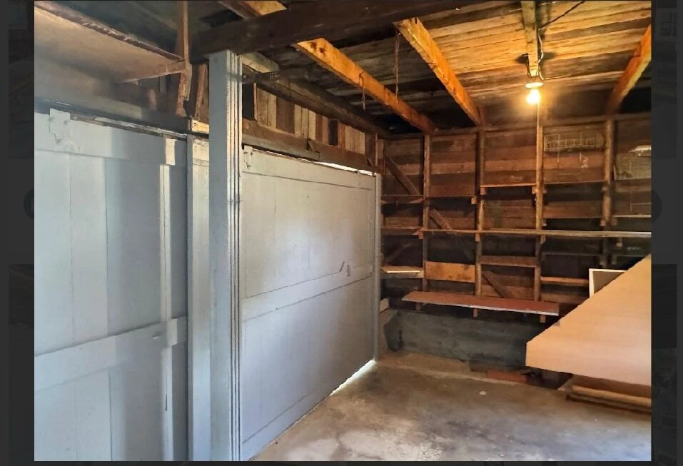 1147 Tipton AVE SE - Photo 21