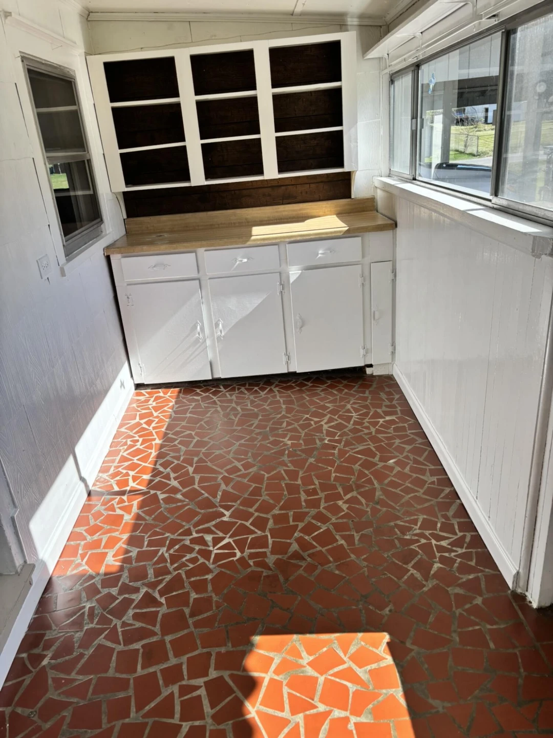 1147 Tipton AVE SE - Photo 4